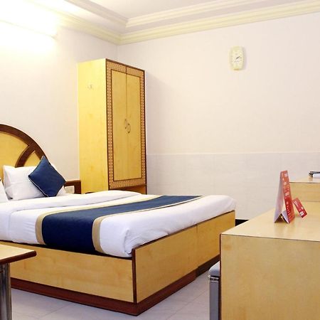 Oyo Hotel Ganga Sagar Near Sri Someshwara Swami Temple Бангалор Екстериор снимка
