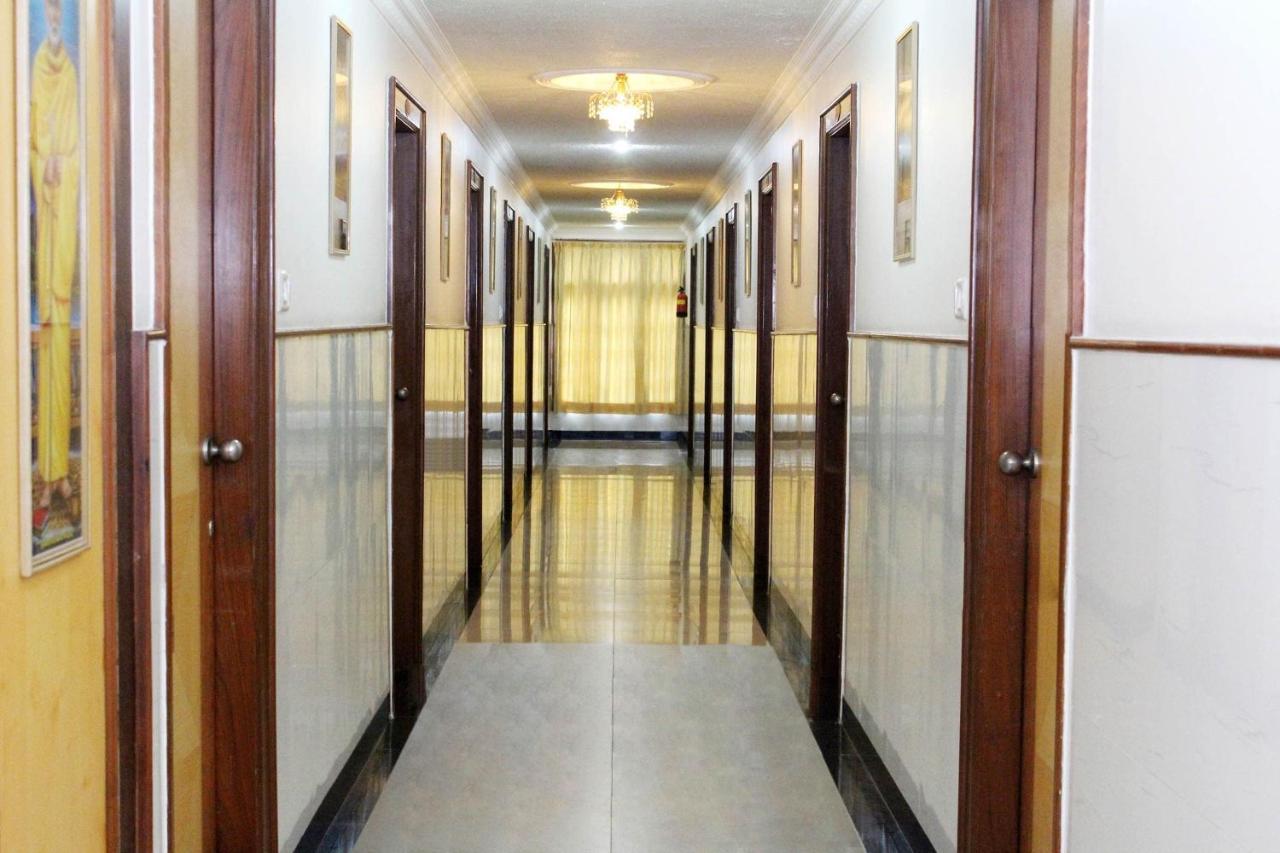 Oyo Hotel Ganga Sagar Near Sri Someshwara Swami Temple Бангалор Екстериор снимка