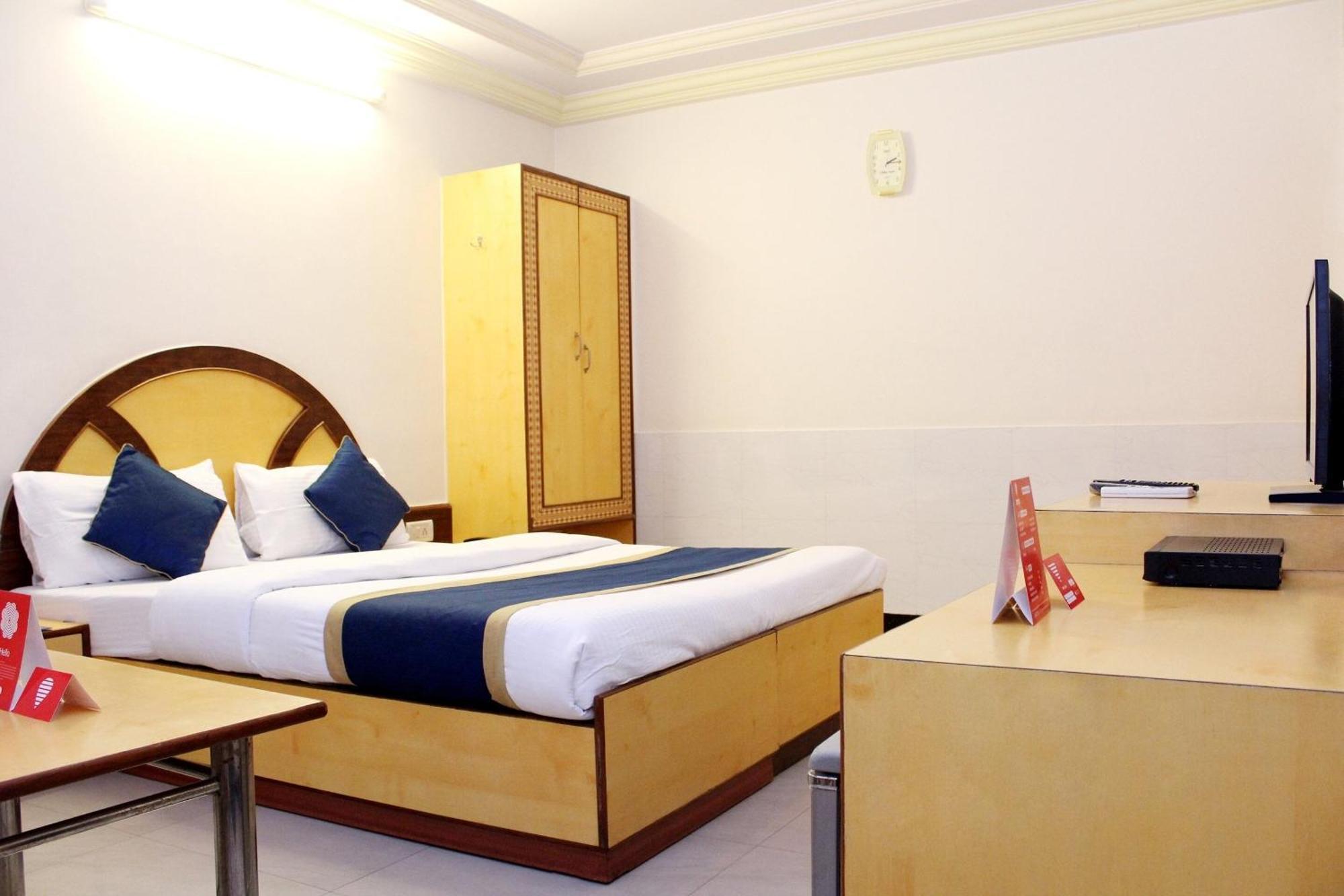 Oyo Hotel Ganga Sagar Near Sri Someshwara Swami Temple Бангалор Екстериор снимка