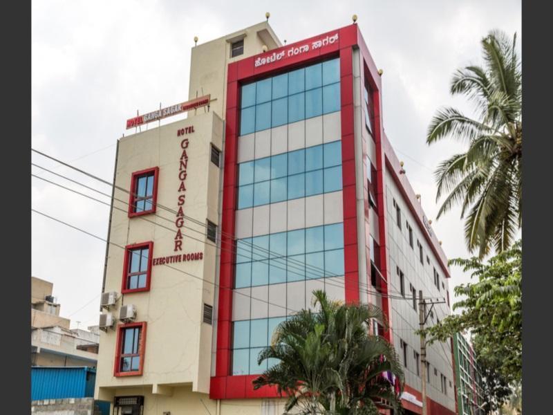 Oyo Hotel Ganga Sagar Near Sri Someshwara Swami Temple Бангалор Екстериор снимка